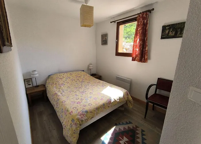 3 Pieces Pour 5 Personnes A Avec Parking Et Animaux Admis - Fr-1-676-229 Apartment *